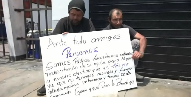 Ciudadanos venezolanos piden limosna en Chimbote para llegar a Tacna