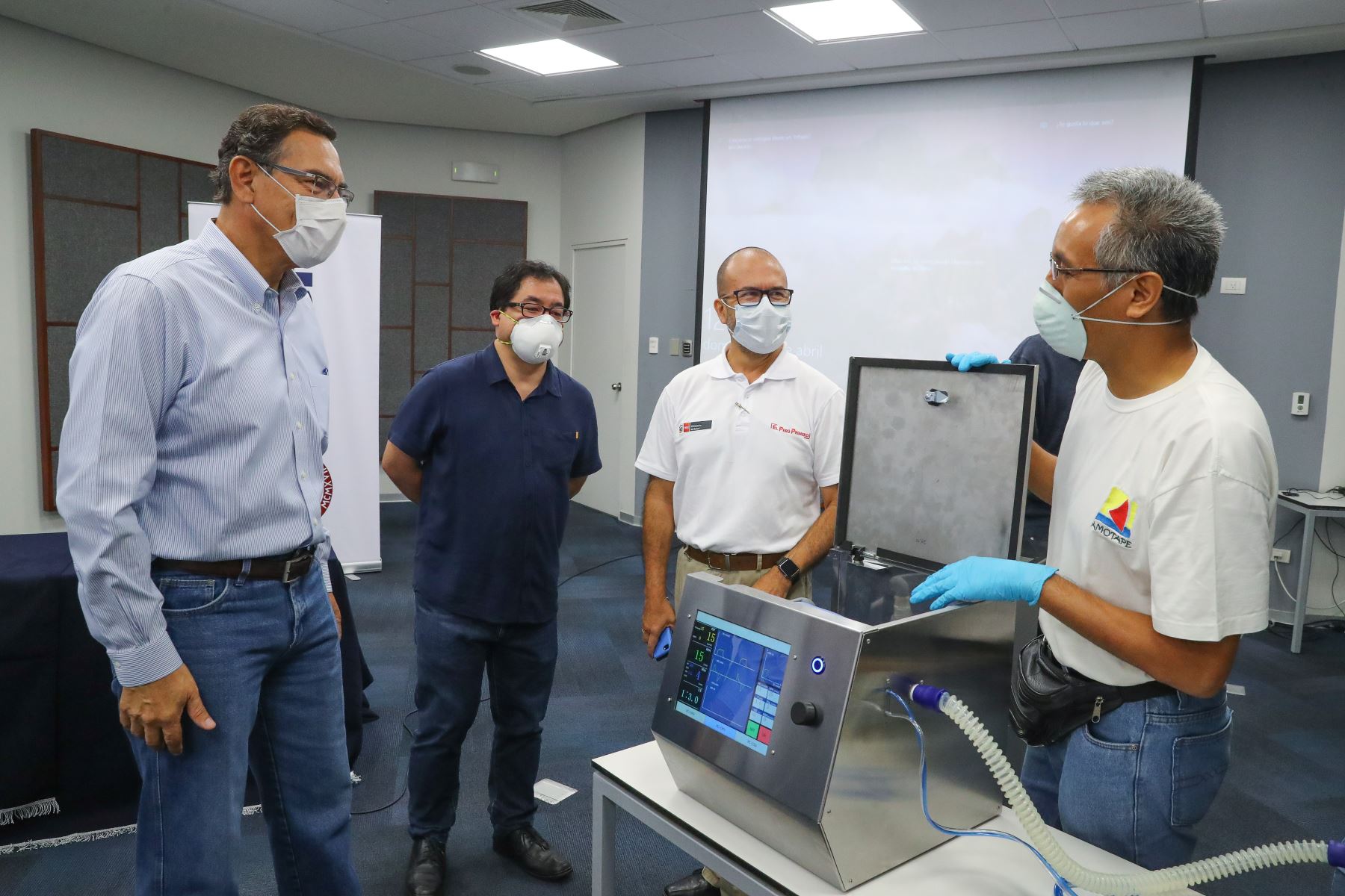 Presidente Vizcarra destacó iniciativa de universidad para desarrollar ventiladores mecánicos