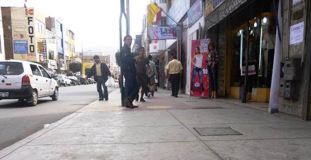 Veredas del casco urbano de Chimbote volverían a ser demolidas