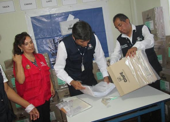 ODPE-Santa y Jurado Electoral del Santa verificaron material para comicios del domingo