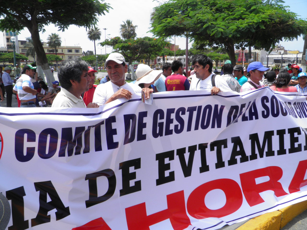 Chimbote: con movilización  exigen ejecución de obra Vía de Evitamiento 