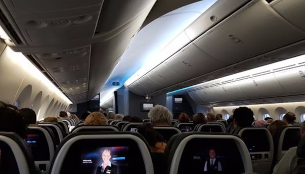 Congreso aprueba dictamen que permite elegir asiento sin costo en vuelos comerciales