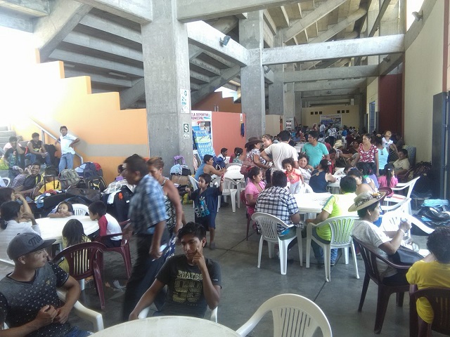 Estadio Centenario sirvió de albergue temporal de viajeros que quedaron varados en Chimbote