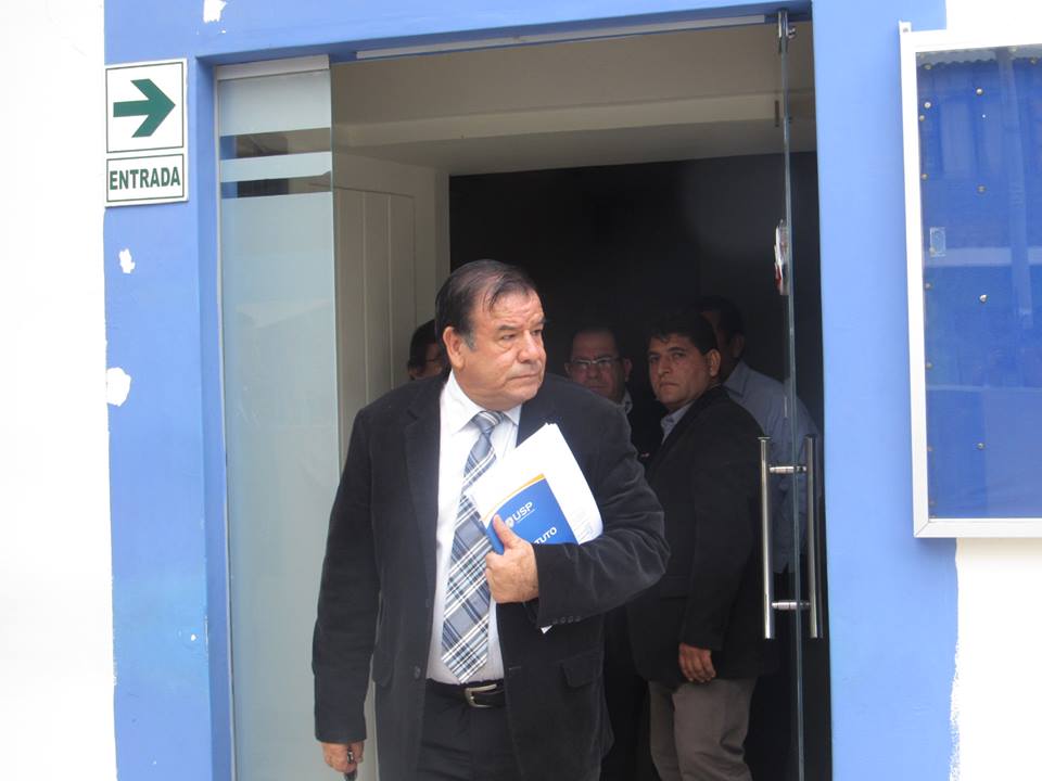 Sunedu solo reconocería firma de grados y títulos emitidas por vicerrector de la USP Gilmer Díaz