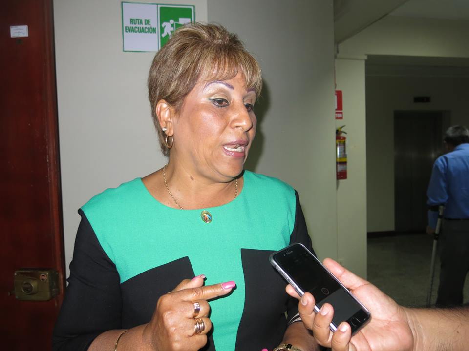 Alcaldesa del Santa reitera su inocencia en el juicio que se le sigue por el caso “semáforos inteligentes”