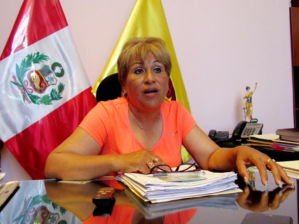 Alcaldesa del Santa anuncia cambios de gerentes y funcionarios para su tercer año de gestión