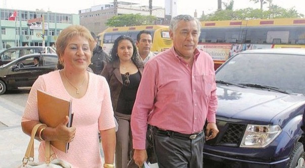 Chimbote: Confirman precandidaturas de Victoria Espinoza y Julio Cortez al sillón regional y provincial 