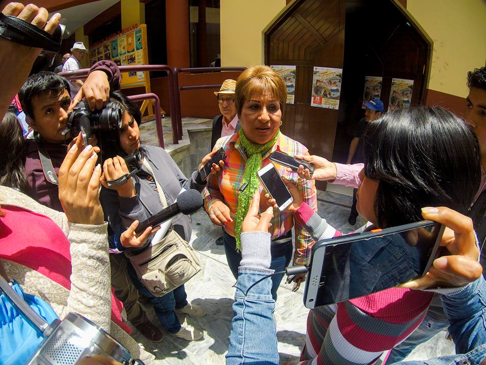 Victoria Espinoza a Henry Pumarica: “cada ladrón juzga por su misma condición”