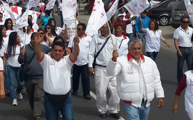 Víctor Capristán inscribió candidatura a alcaldía provincial del Santa por Andemar