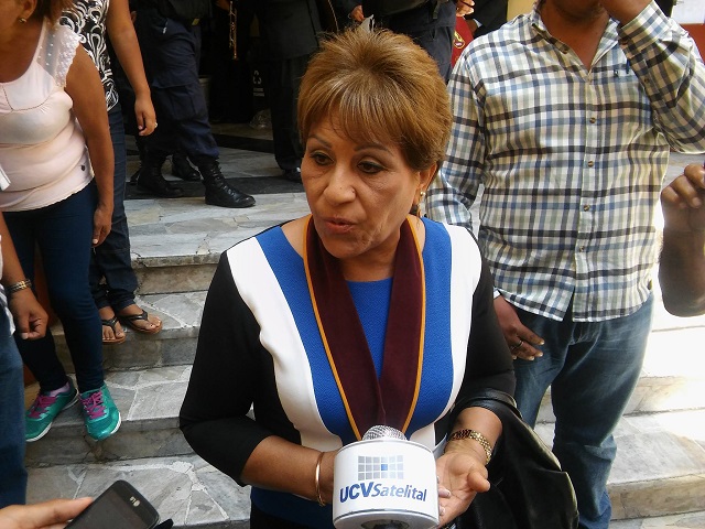 Alcaldesa de Chimbote critica duramente a congresista Yesenia Ponce por intromisión en caso Chinecas