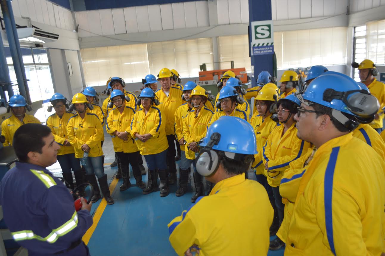 Autoridades y funcionarios ediles de Santa y Coishco visitaron Siderperú