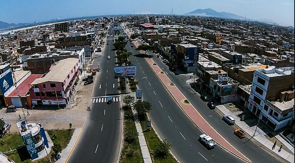 Nuevo Chimbote: embanderamiento obligatorio de casas, negocios e instituciones por 23º aniversario del distrito