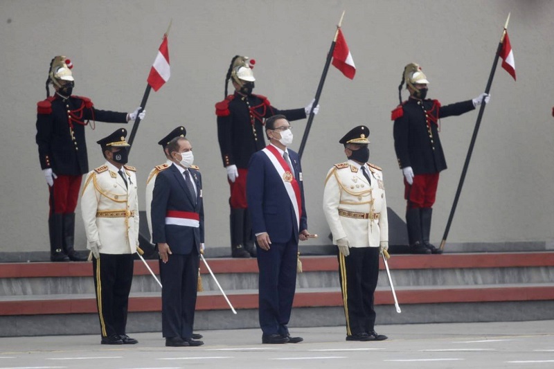 Vizcarra lidera ceremonia en homenaje a héroes de la batalla contra el covid-19