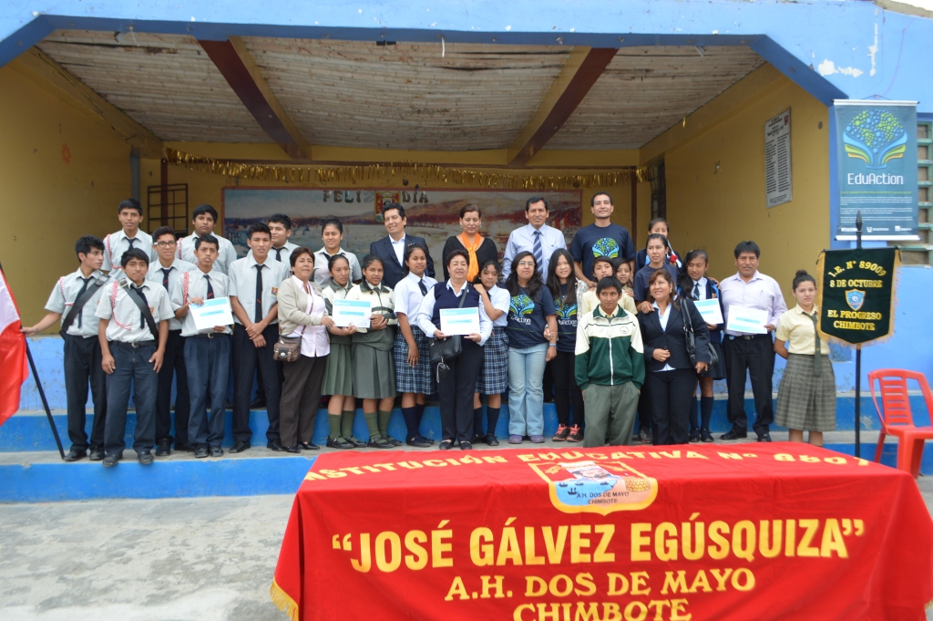 Voluntarios extranjeros compartieron conocimientos con escolares de Chimbote, Coishco y Santa