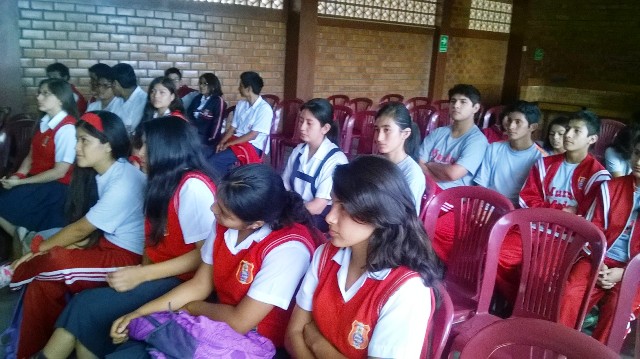 Alumnos del Mundo Mejor observarán la segunda vuelta electoral en Chimbote