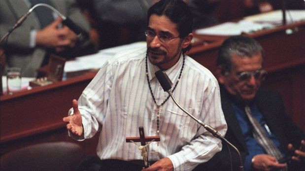 Fiscalía abre investigación a candidato Waldo Ríos por regalar bingos