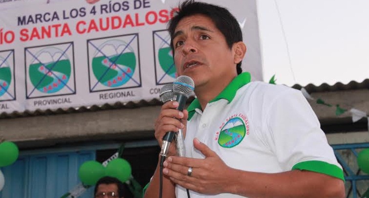  Nuevo Chimbote: Población pide a candidato Walter Soto mejores condiciones de vida