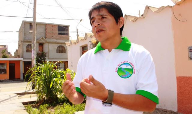 Walter Soto pide a electores de Nuevo Chimbote revisar planes de gobierno de candidatos 