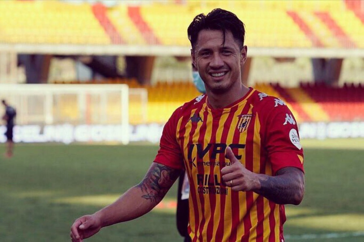 Gianluca Lapadula enfrenta hoy al Verona previo a su viaje al Perú