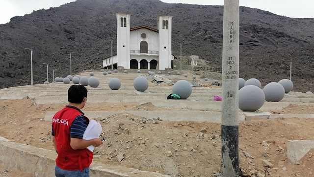 Contraloría detecta deficiencias en obra mirador del Cerro de la Juventud en Chimbote