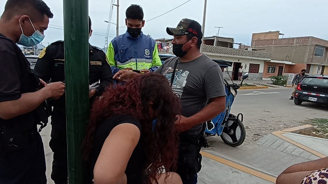 Venezolana resulta herida en choque entre mototaxi y un automóvil en Nuevo Chimbote