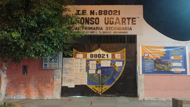 Nuevo Chimbote: directora de colegio Alfonso Ugarte es acusada de maltratar a su personal