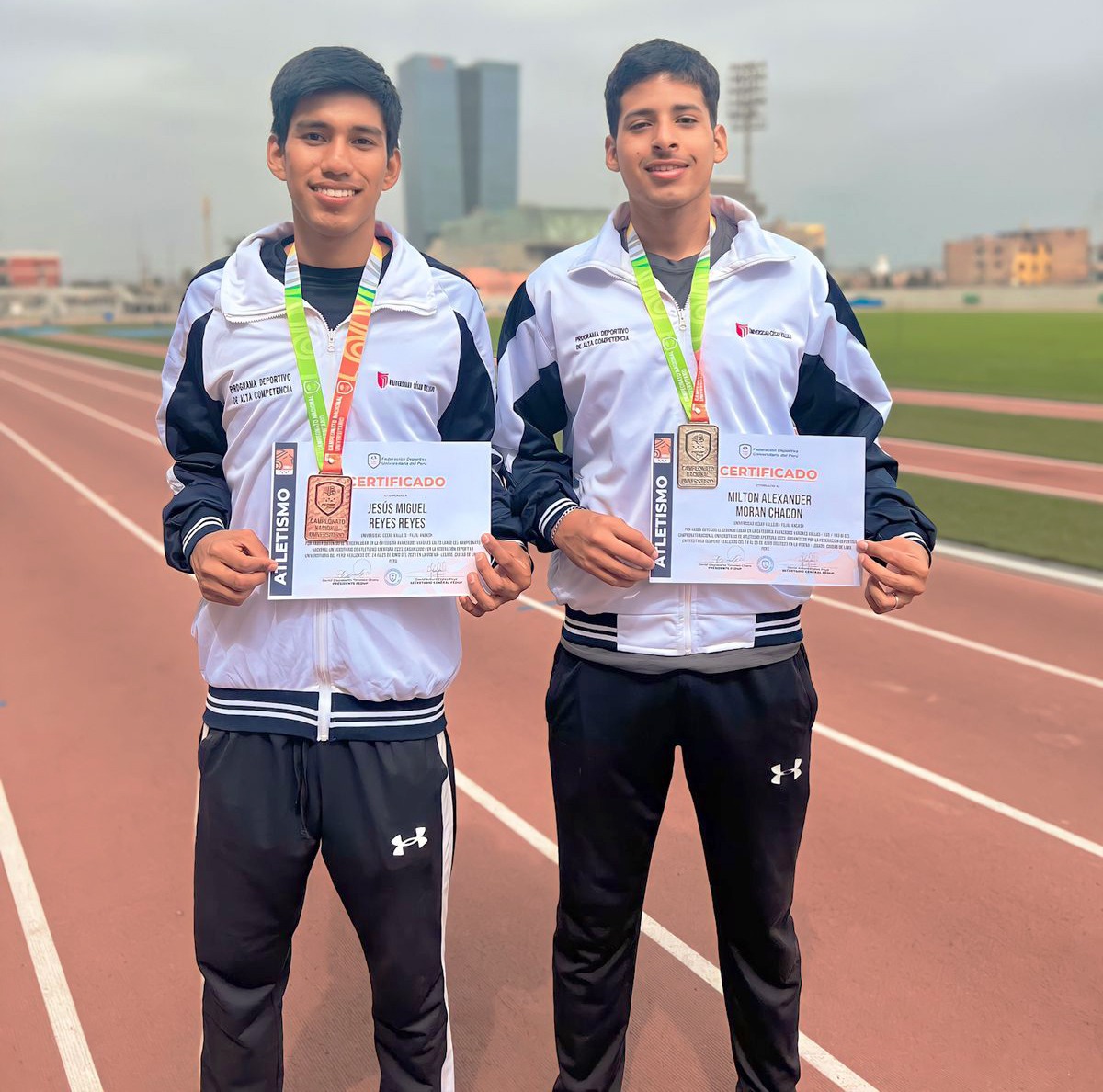 Alumnos de la UCV Chimbote obtienen medallas de plata y bronce en Campeonato Nacional de Atletismo