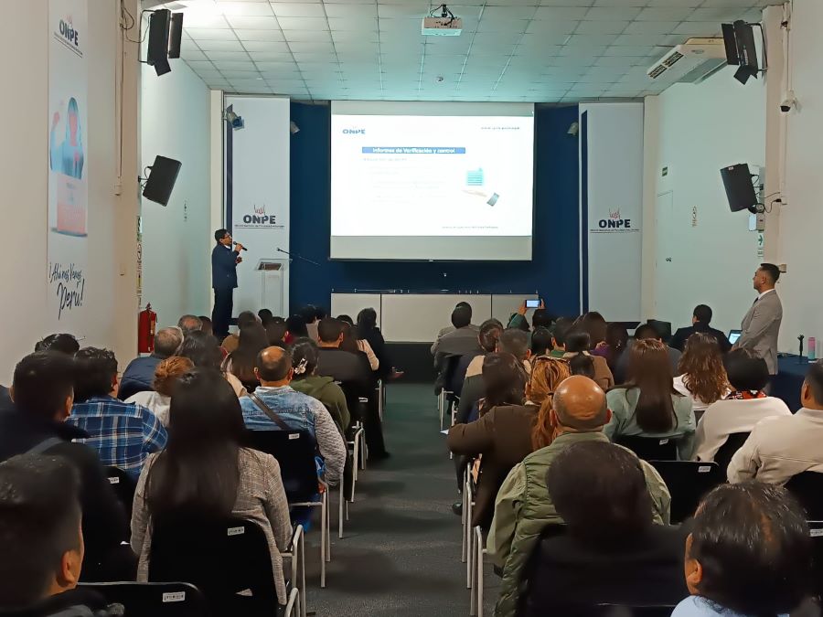 Onpe capacita a organizaciones políticas para la presentación de la Información Financiera Anual (IFA) 2023
