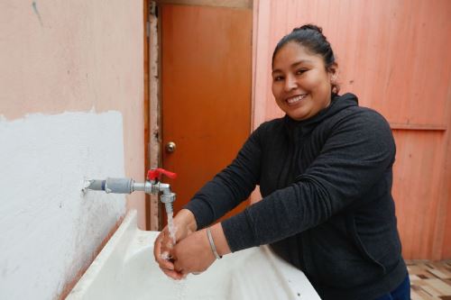 Más de 65 mil peruanos se beneficiarán con proyectos de agua y saneamiento