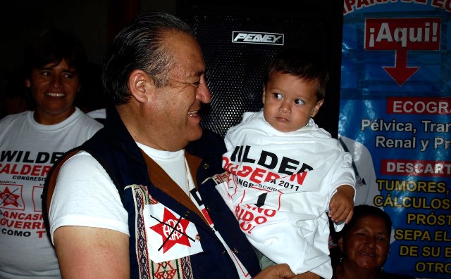 Huaraz: Wilder Calderón inscribió su candidatura a la presidencia regional por el APRA