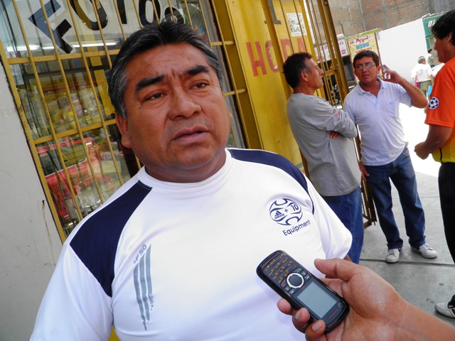 Promotor de la vacancia de Arroyo anuncia que presentará más pruebas