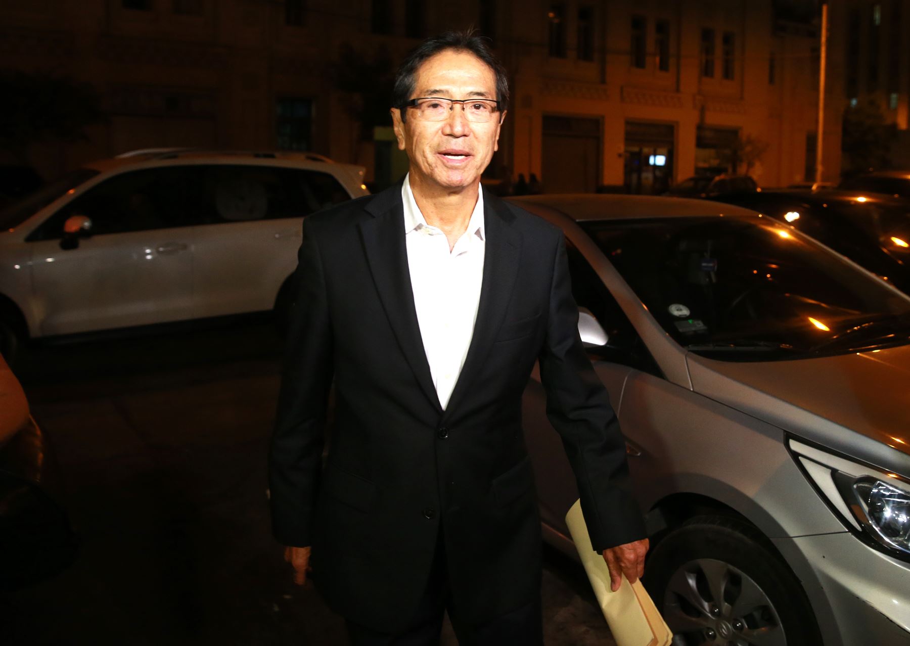 Revelan imágenes que muestran a Yoshiyama realizar actividades con normalidad en Miami