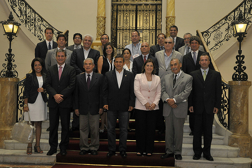 Crónica de tres conferencias presidenciales, Belaunde, García, Humala