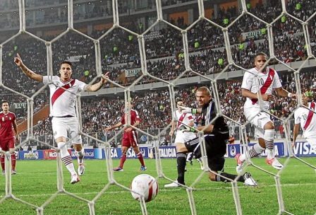 equipo  peruano