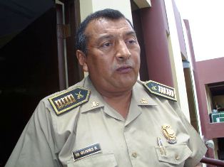 coronel-olivos-jefe-pnp-chimbote